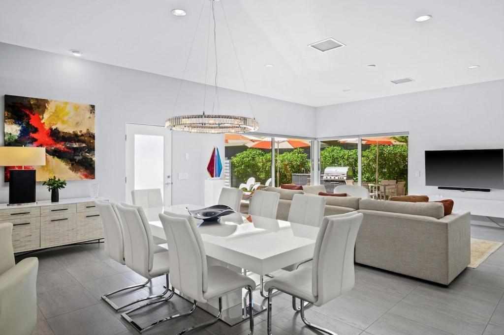 Spectacular Home In The Morrison W/ Private Pool ปาล์มสปริงส์ ภายนอก รูปภาพ