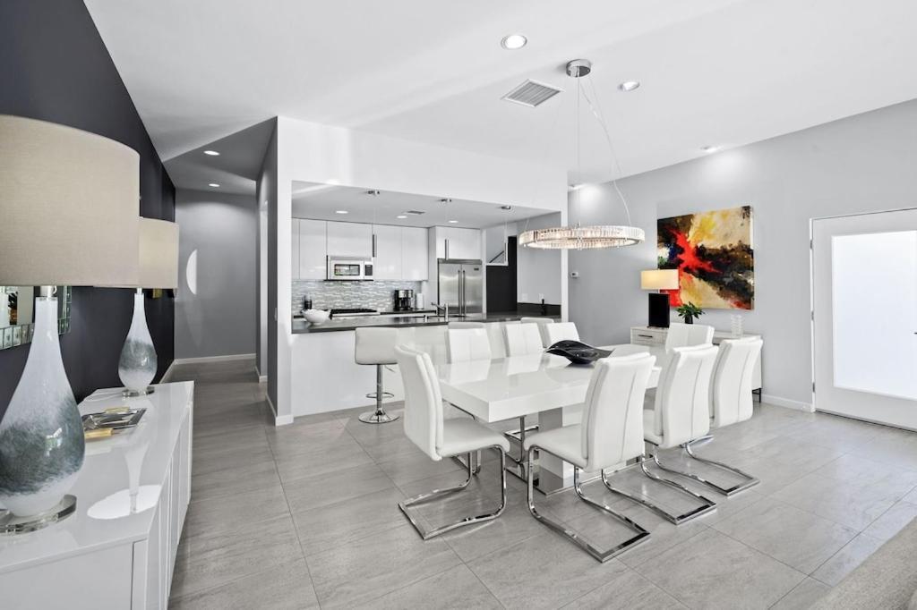 Spectacular Home In The Morrison W/ Private Pool ปาล์มสปริงส์ ภายนอก รูปภาพ